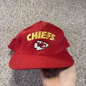 Vintage Kansas City Chiefs Hat Cap Snap Back Mens One Size Red NFL Team NFL 90s